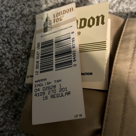 London Fog Hanna English tan size 16 regular coat. Detachable lining. - Picture 5 of 6